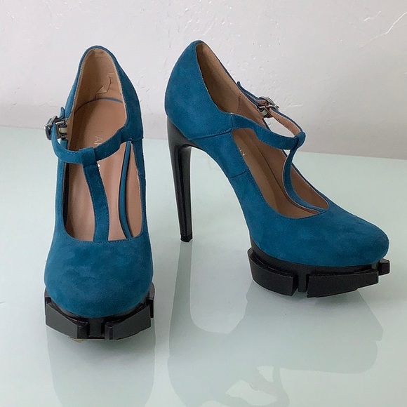 Paris Fashion Week Model Stilettos Eileen chunky platform T strap size 37 EUC - Picture 14 of 16